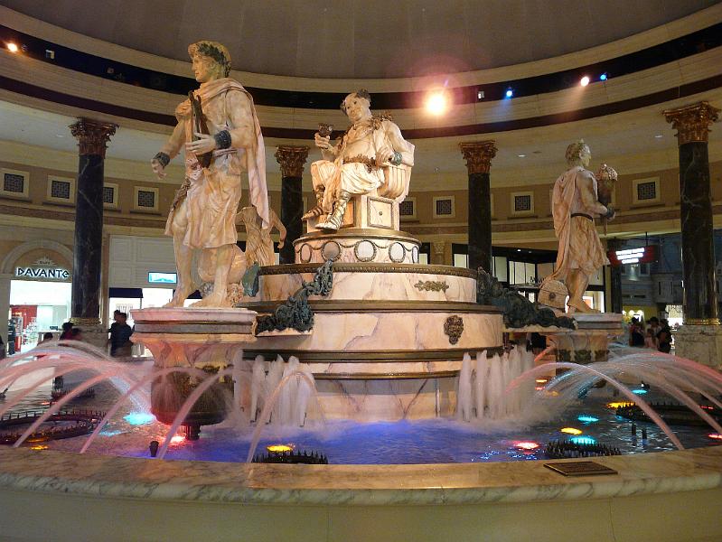 Caesar Palace P1020571.jpg